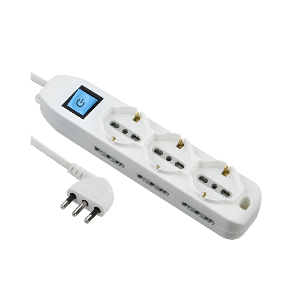 Featured image for “Multipresa universale salvaspazio con 9 prese polivalenti e interruttore Electraline”
